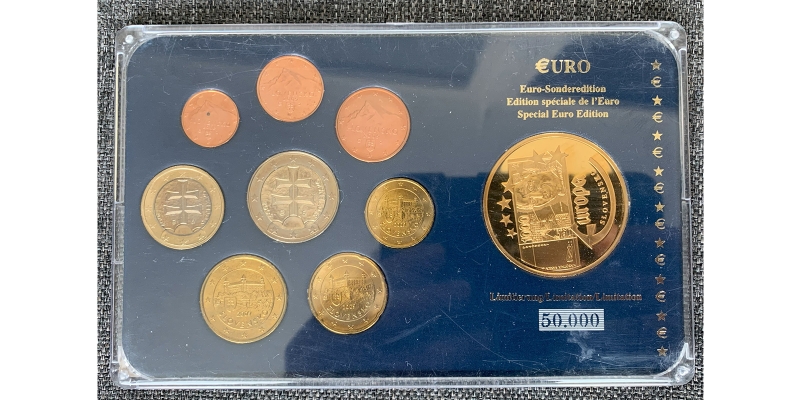 Slowakei Euro-Sondersatz mit vergoldete Medaille 2003